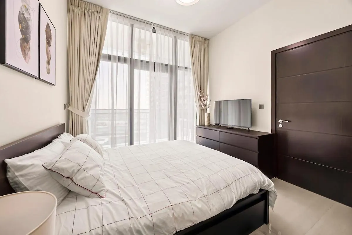 C&L Homes Dubai Canal 0*,  United Arab Emirates