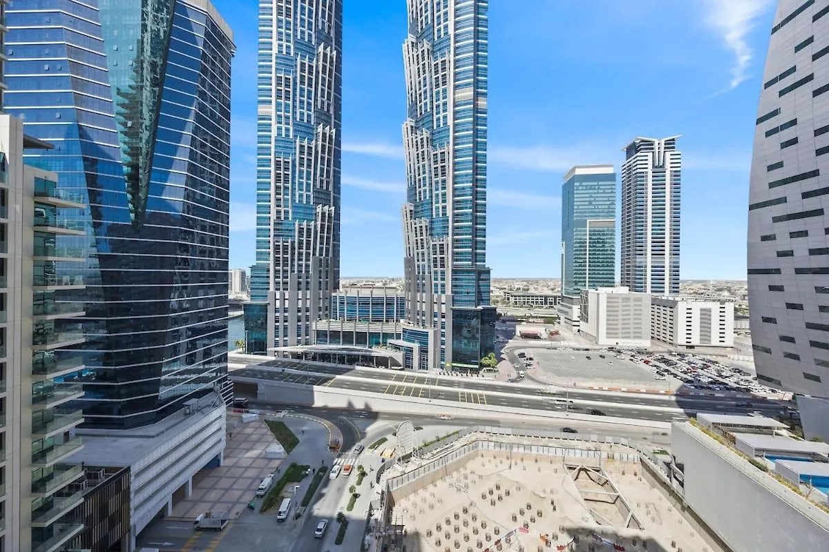 Apartment C&L Homes Dubai Canal