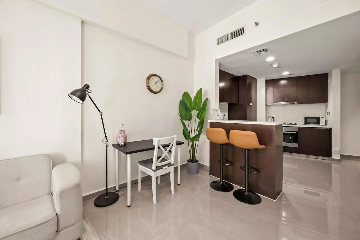 C&L Homes Dubai Canal 0*,