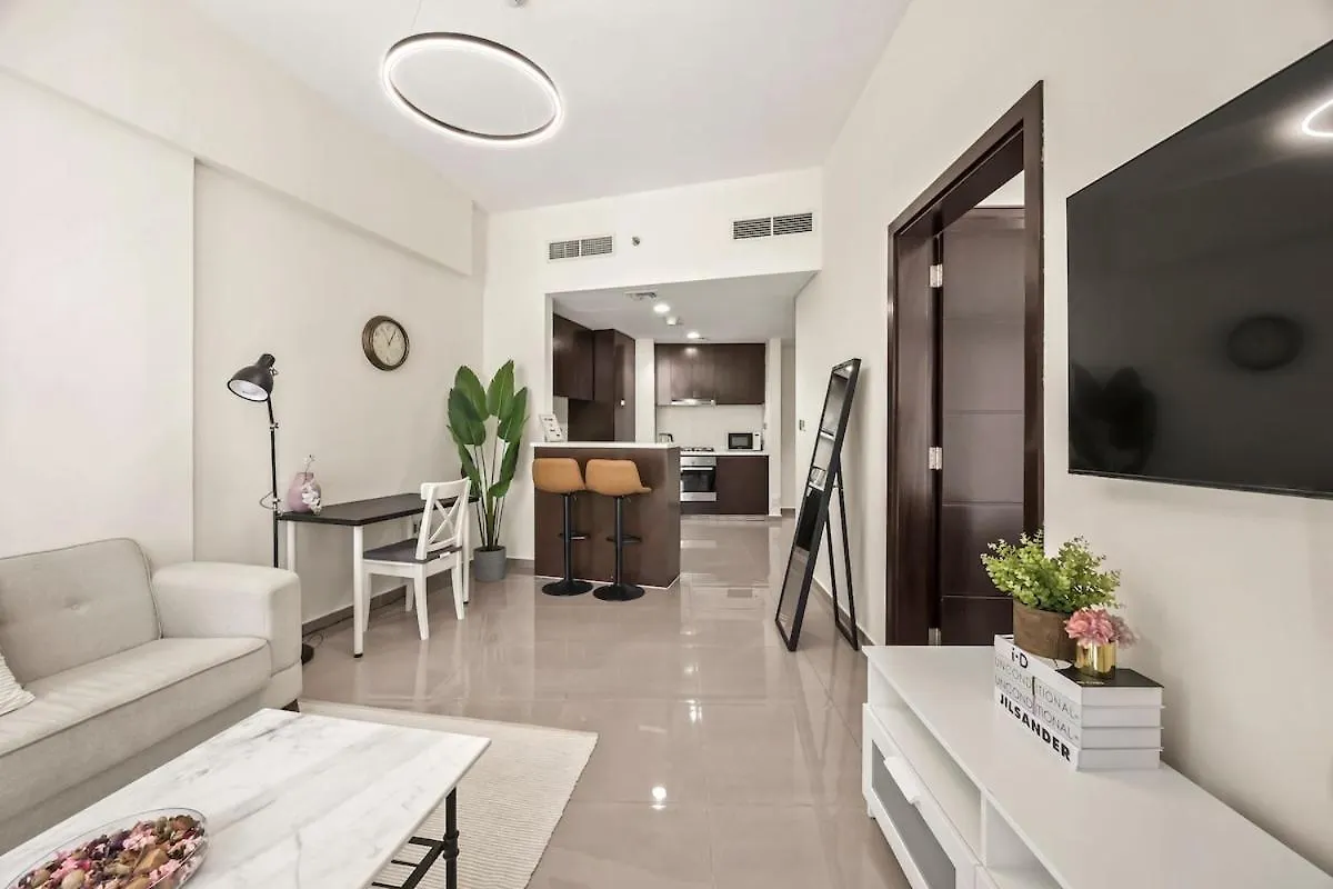 Apartment C&L Homes Dubai Canal